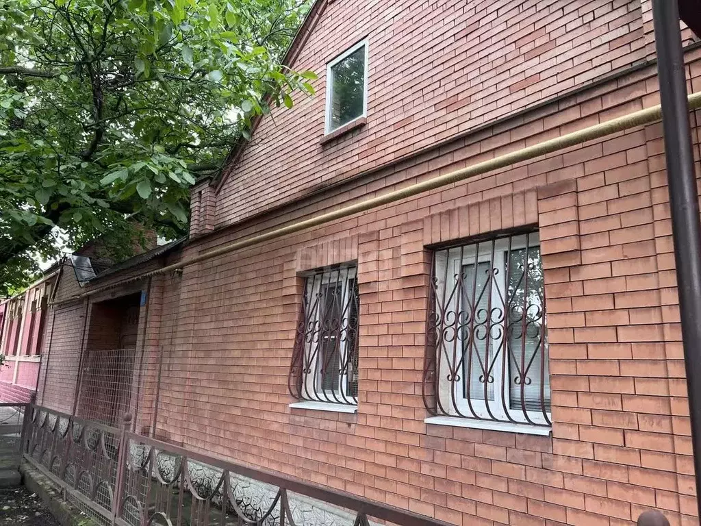 Дом в Северная Осетия, Владикавказ ул. Леваневского, 155 (90 м) - Фото 0