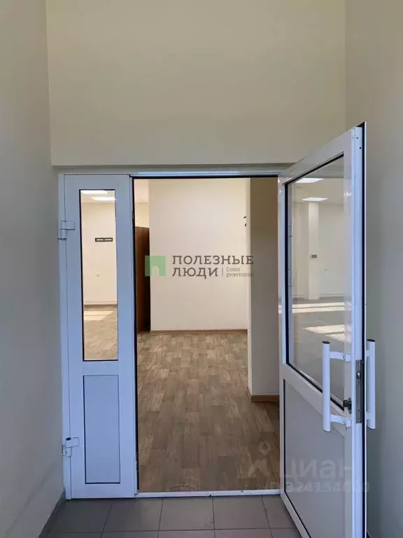 Торговая площадь в Красноярский край, Красноярск ул. Калинина, 41Б ... - Фото 2