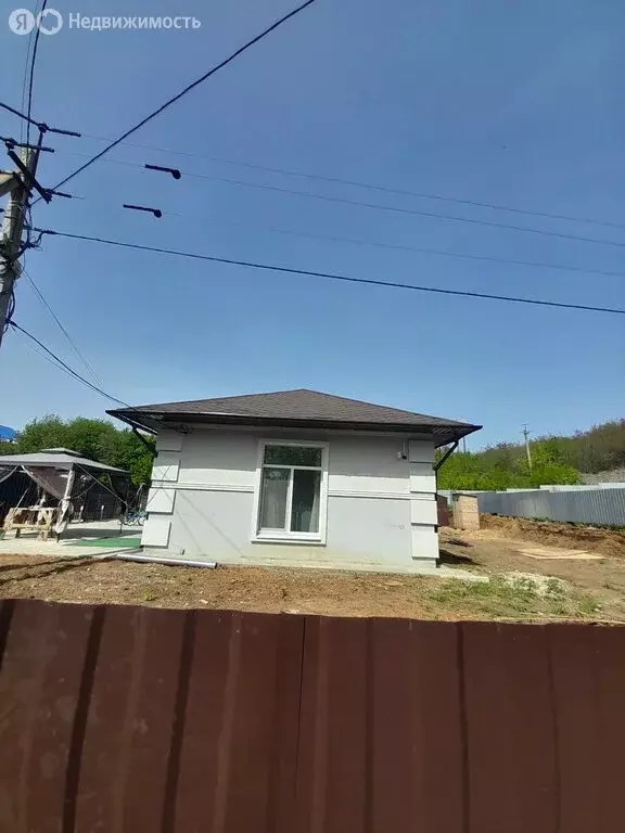 Дом в Саратов, улица имени Б.Ф. Андреева, 2 (101.2 м) - Фото 1