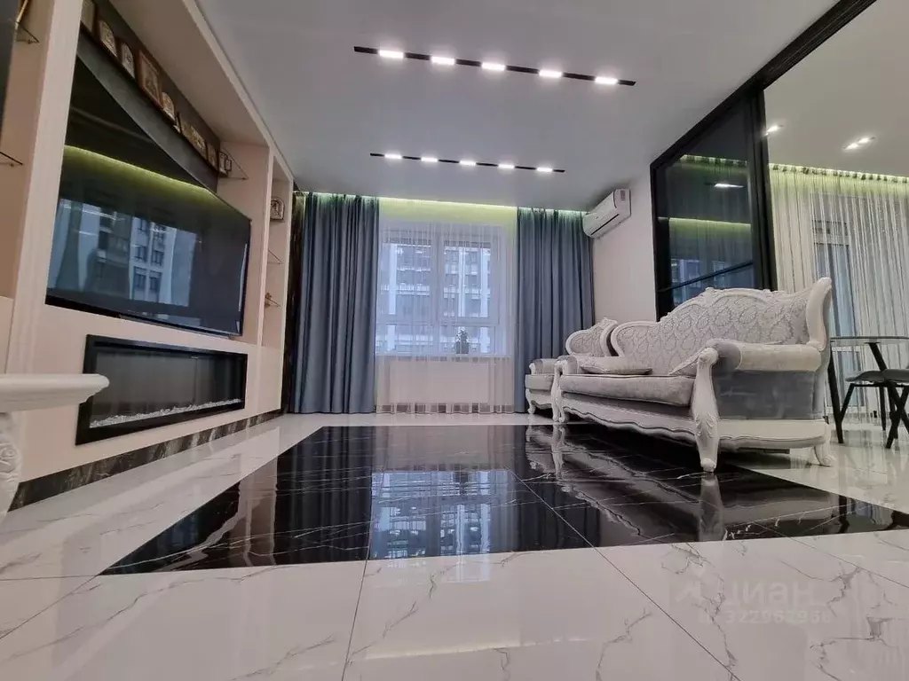 2-к кв. Башкортостан, Уфа ул. Энтузиастов, 13 (70.0 м) - Фото 1