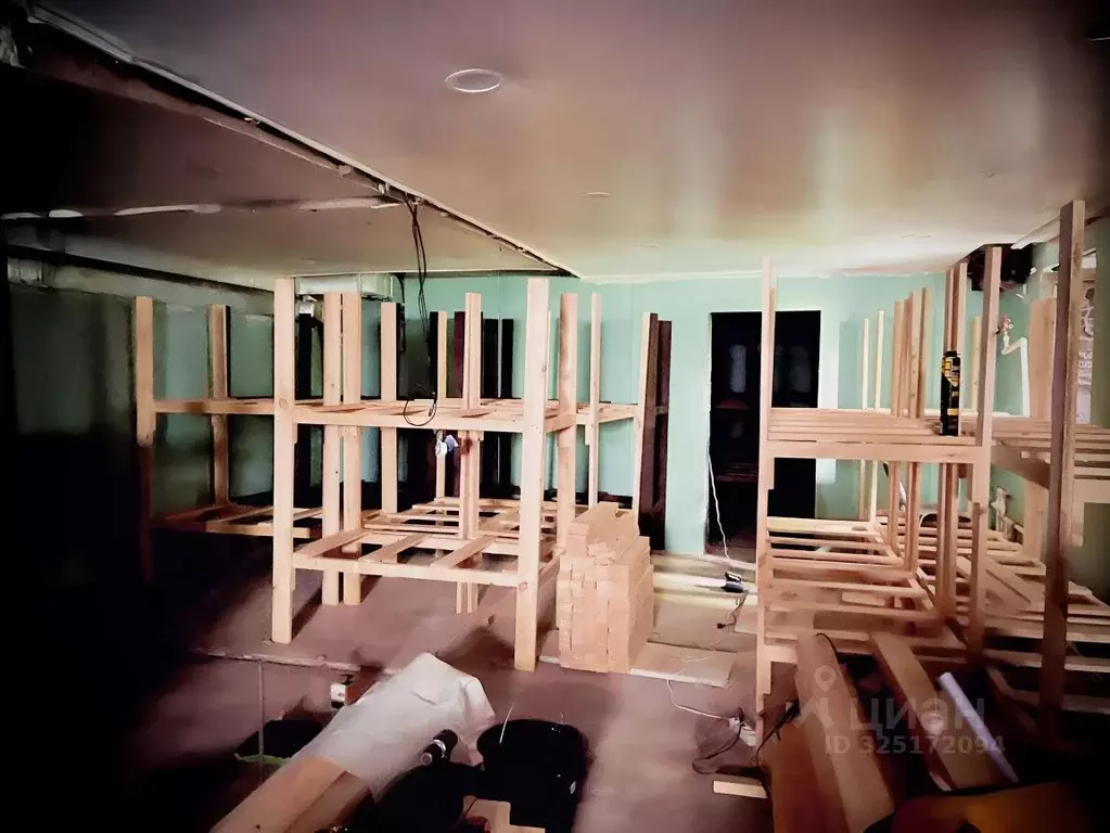 Помещение свободного назначения в Алтайский край, Барнаул Витебская ... - Фото 1