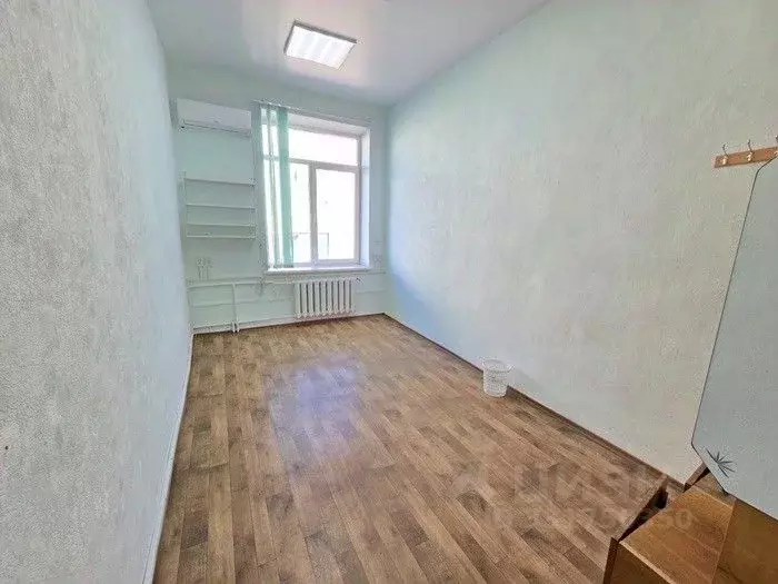 Офис в Севастополь ул. Коммунистическая, 10А (16 м) - Фото 2