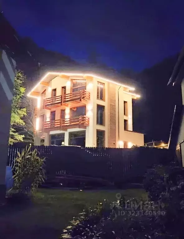 Дом в Краснодарский край, Сочи с. Эстосадок,  (300 м) - Фото 2