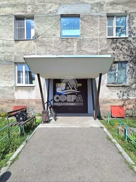 3-к кв. Камчатский край, Елизово ул. 40 лет Октября, 5 (56.7 м) - Фото 2