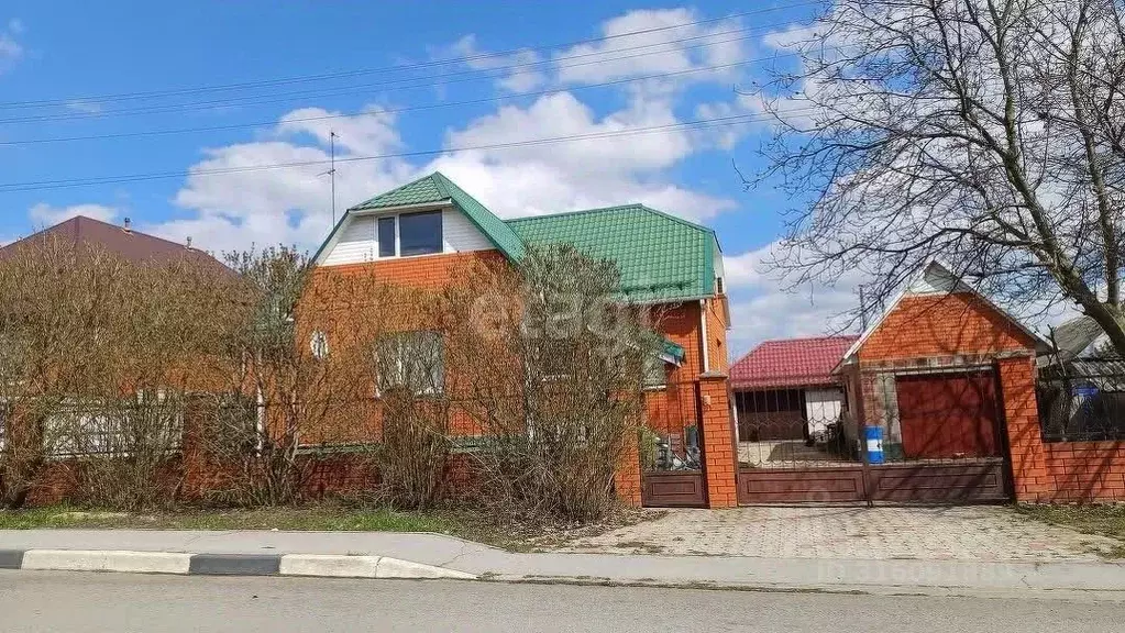 Дом в Белгородская область, Белгородский район, Тавровское с/пос, с. ... - Фото 1