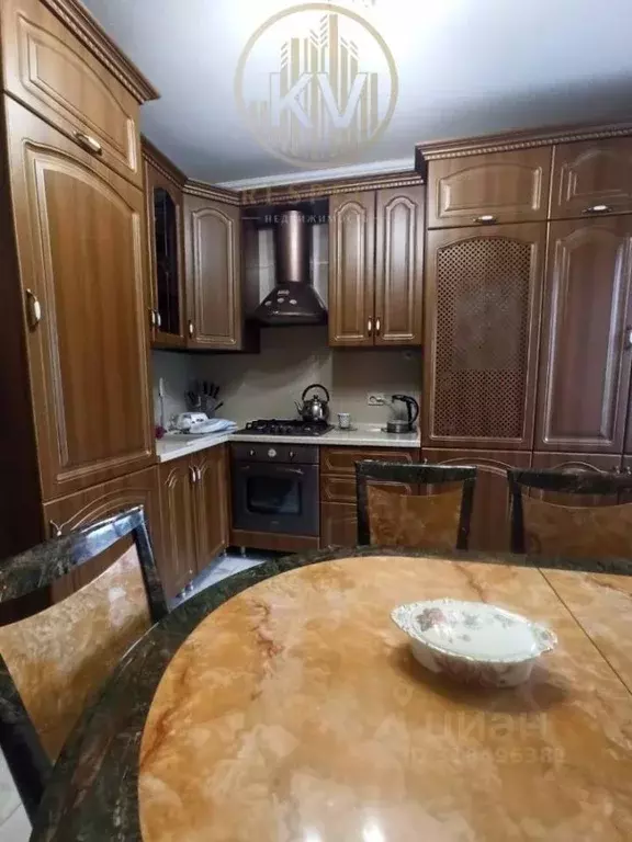 3-к кв. Ставропольский край, Кисловодск ул. Чкалова, 1 (87.0 м) - Фото 1