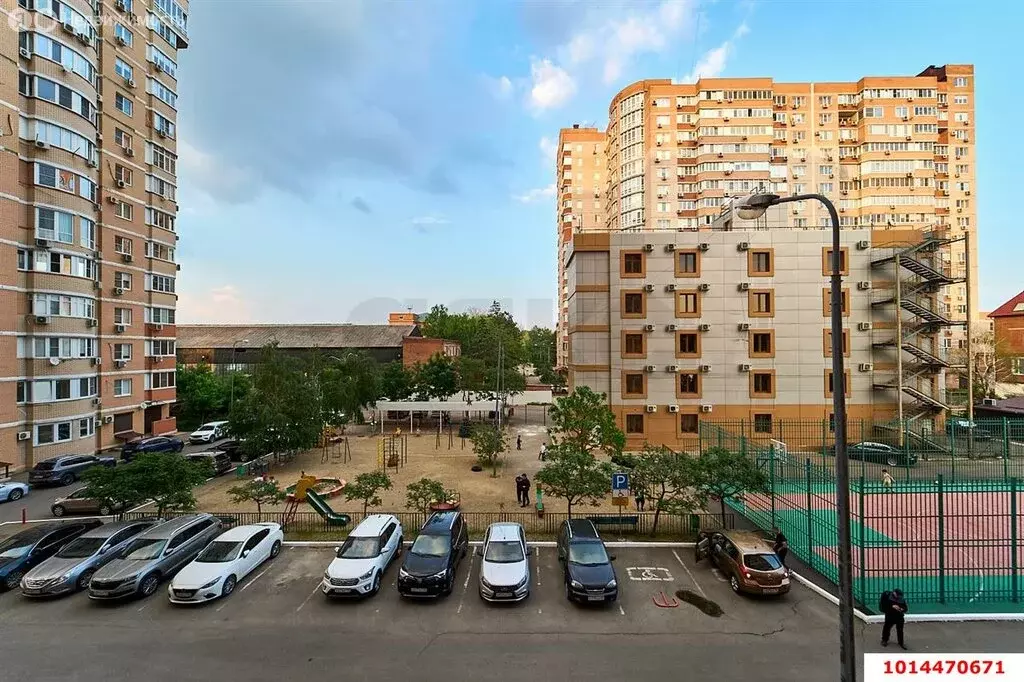 2-комнатная квартира: Краснодар, микрорайон Завод Измерительных ... - Фото 0