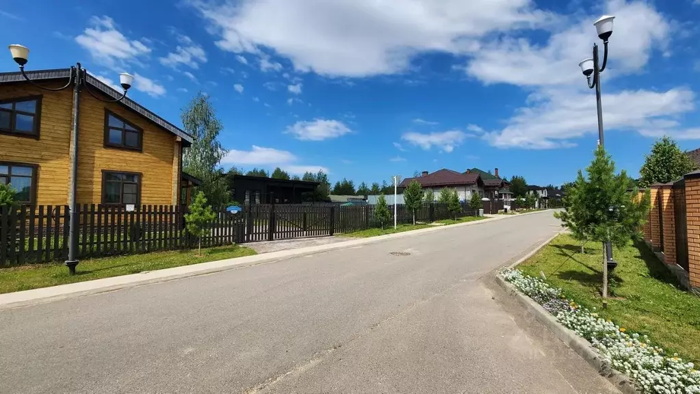 Участок в Московская область, Истра городской округ, Лесницыно кп пер. ... - Фото 1