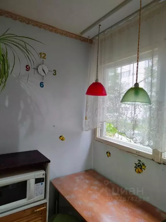 5-к кв. Санкт-Петербург ул. Добровольцев, 18 (72.7 м) - Фото 1