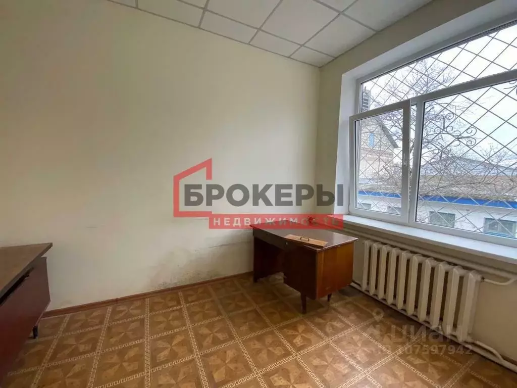 Офис в Севастополь ул. Соловьева, 10 (12 м) - Фото 0