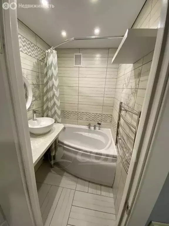 3-комнатная квартира: Ялуторовск, улица Карбышева, 7 (70 м) - Фото 1