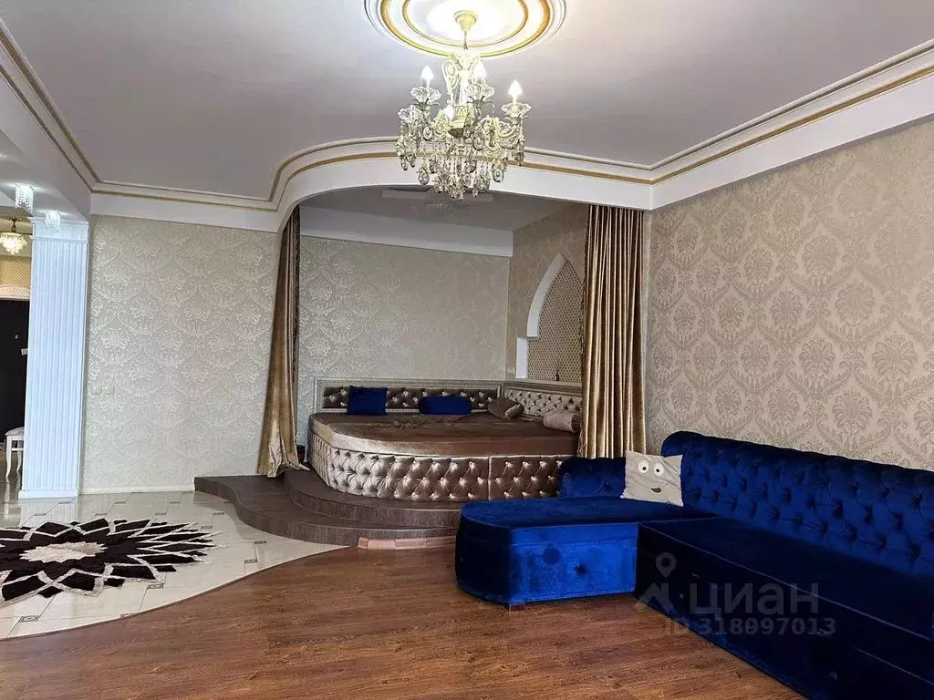 1-к кв. Дагестан, Каспийск просп. Акулиничева, 23к3 (72.0 м) - Фото 1