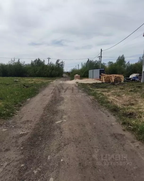 Участок в Татарстан, Тукаевский район, д. Азьмушкино ул. Вахитова, 16 ... - Фото 2