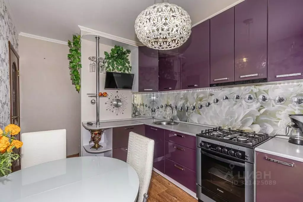 3-к кв. Курганская область, Курган Заозерный жилрайон, 2-й мкр, 9 ... - Фото 1