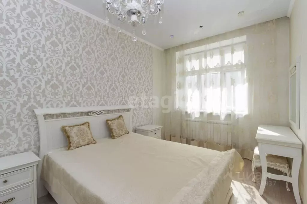 1-к кв. Омская область, Омск Октябрьская ул., 35 (42.0 м) - Фото 2