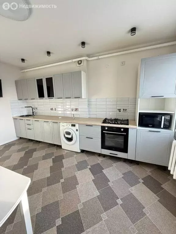 2-комнатная квартира: Якутск, Якутская улица, 2/16 (70 м) - Фото 2