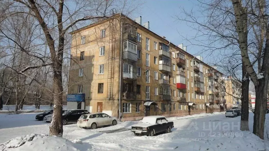 1-к кв. Кемеровская область, Новокузнецк ул. 40 лет ВЛКСМ, 57 (30.7 м) - Фото 0