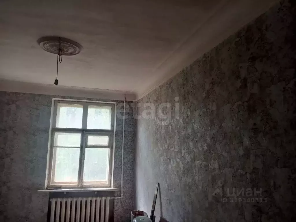 3-к кв. Псковская область, Остров ул. ДОС, 8 (99.1 м) - Фото 1