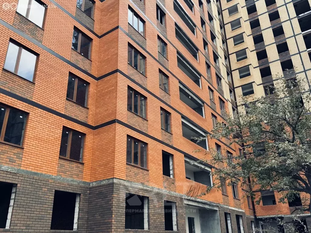 2-комнатная квартира: Каспийск, улица Байрамова, 7А (77 м) - Фото 1