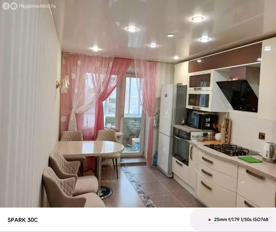 3-комнатная квартира: Вологда, улица Челюскинцев, 47 (90 м) - Фото 1