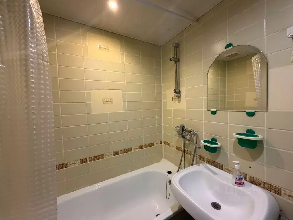 1-к кв. Татарстан, Нижнекамск просп. Шинников, 11 (35.0 м) - Фото 1