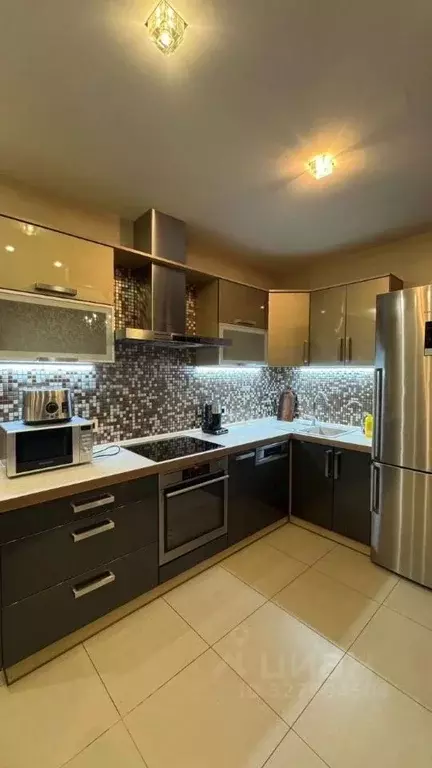 3-к кв. Санкт-Петербург Гжатская ул., 22к3 (96.8 м) - Фото 1