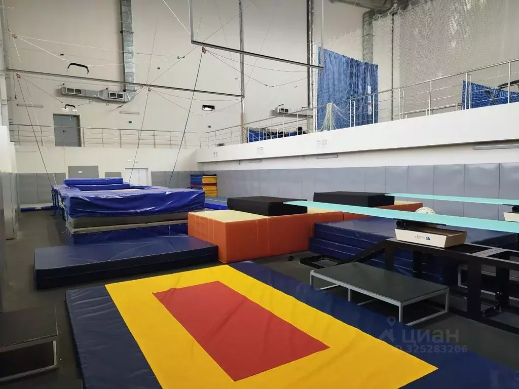 Помещение свободного назначения в Саратовская область, Саратов ул. ... - Фото 1