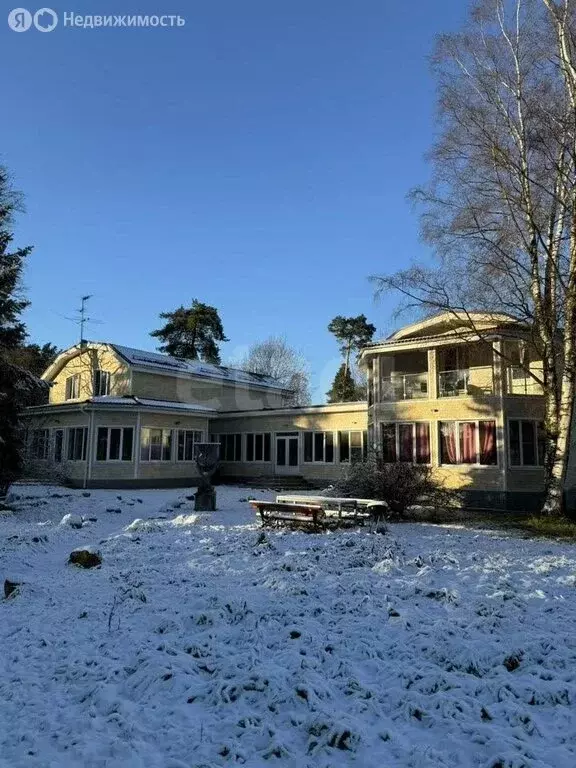 Дом в Санкт-Петербург, территория Ольгино, Первомайская улица (405 м) - Фото 1