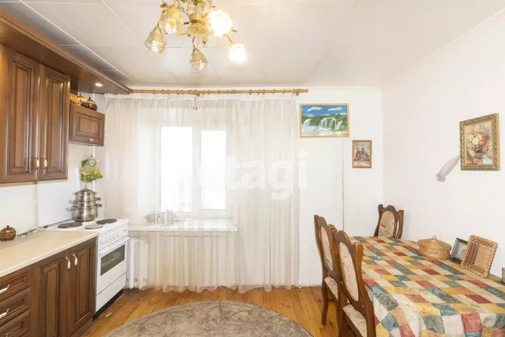 3-к кв. Тюменская область, Тюмень ул. Самарцева, 29 (74.3 м) - Фото 1