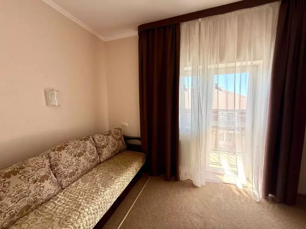 Комната Крым, Сакский район, Новофедоровка пгт ул. Дегтярева, 1 - Фото 1