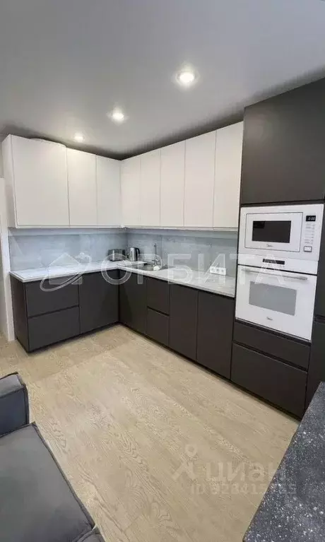 1-к кв. Тюменская область, Тюмень ул. Циолковского, 9к1 (42.7 м) - Фото 1