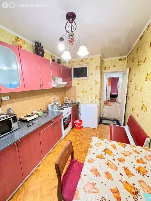 3-комнатная квартира: Тобольск, улица Ленина, 135 (61.5 м) - Фото 0