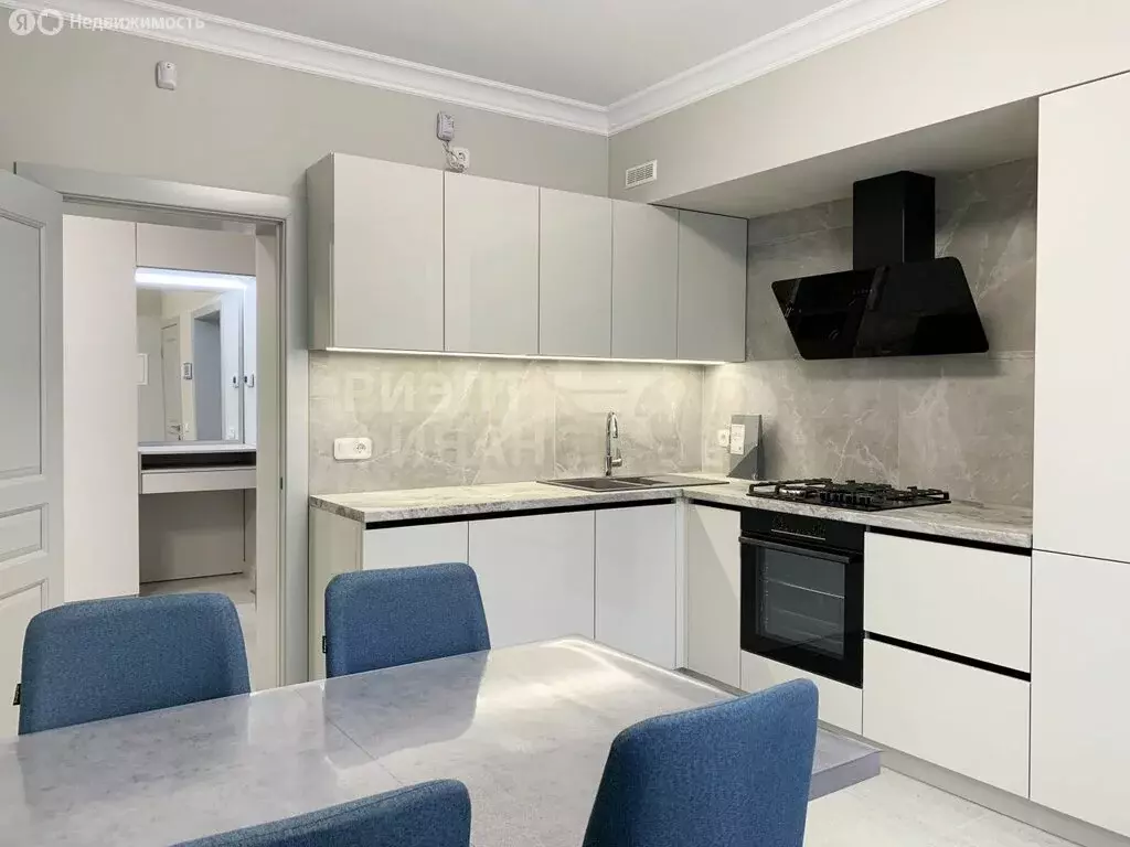 3-комнатная квартира: Калининград, улица Генерала Раевского, 5 (85.4 ... - Фото 1