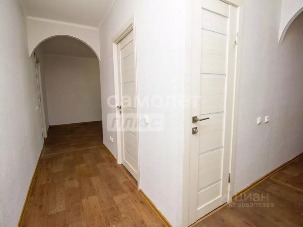 3-к кв. Ульяновская область, Ульяновск ул. Ефремова, 99 (57.74 м) - Фото 0