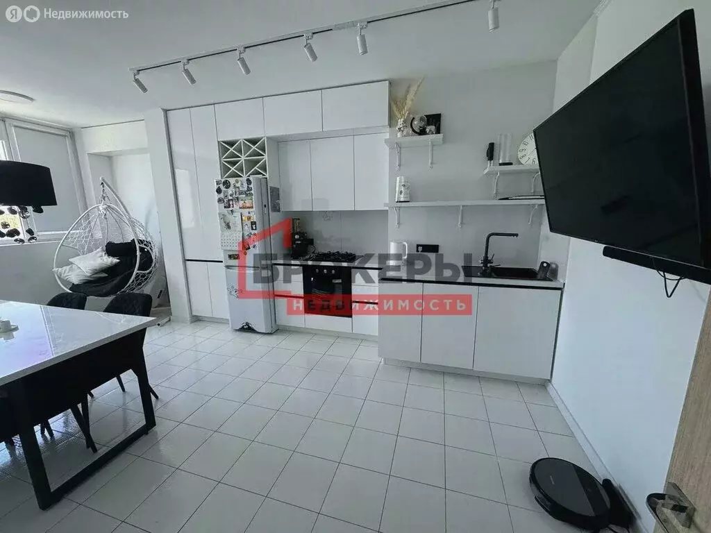 1-комнатная квартира: Севастополь, улица Руднева, 28Б (56.4 м) - Фото 1