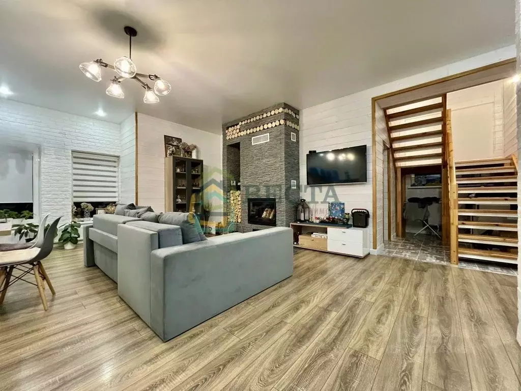 Дом в Ленинградская область, Гатчинский муниципальный округ, ... - Фото 1