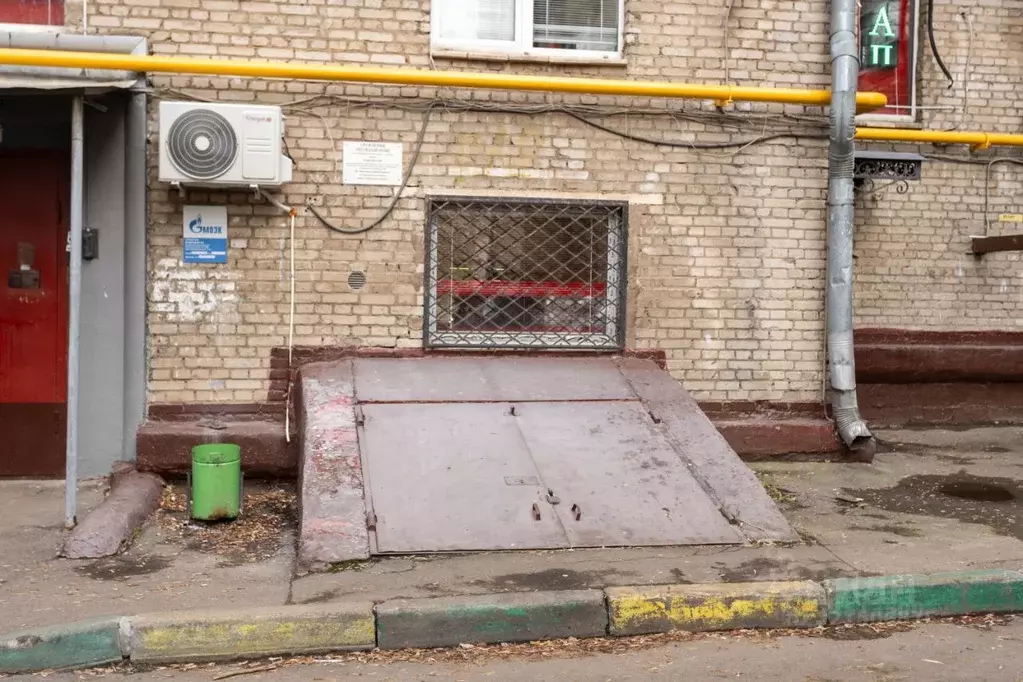 Помещение свободного назначения в Москва Мосфильмовская ул., 2В (36 м) - Фото 1