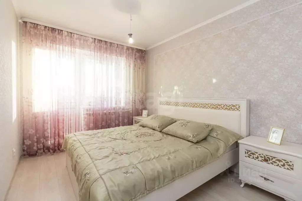 2-к кв. Тюменская область, Тюмень ул. Арктическая, 1к1 (51.6 м) - Фото 1