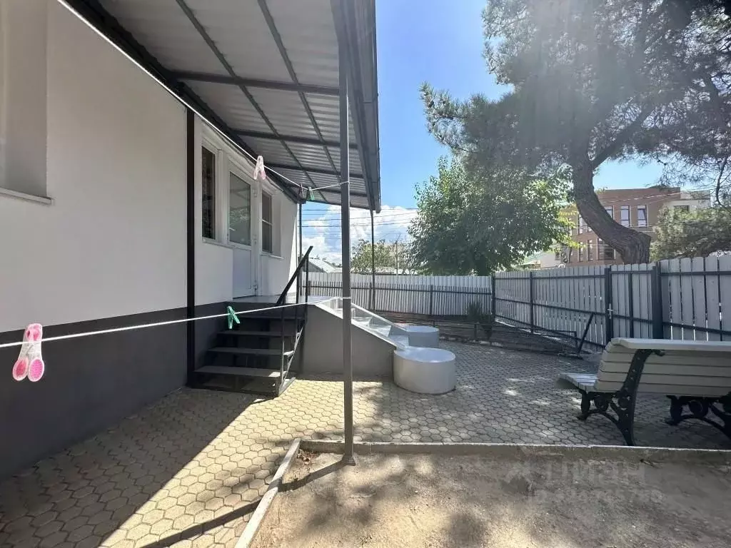 Дом в Краснодарский край, Геленджик ул. Красных Партизан, 57 (72 м) - Фото 2