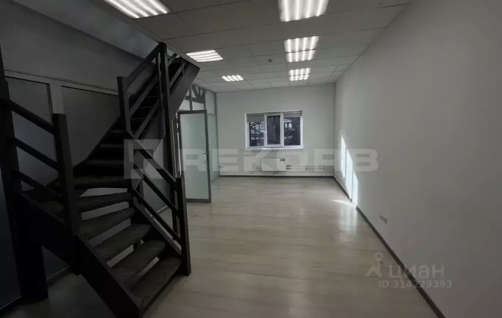 Офис в Санкт-Петербург Цветочная ул., 16Б (335 м) - Фото 0