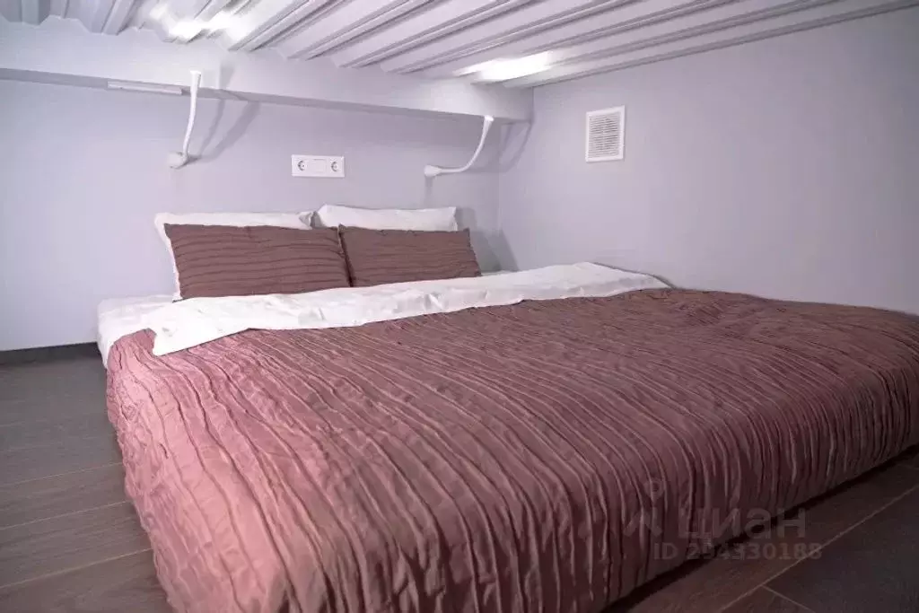 Комната Москва ул. Петровка, 20/1 - Фото 1