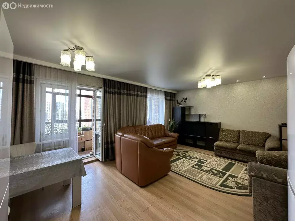 3-комнатная квартира: Иркутск, улица Седова, 67 (90 м) - Фото 0