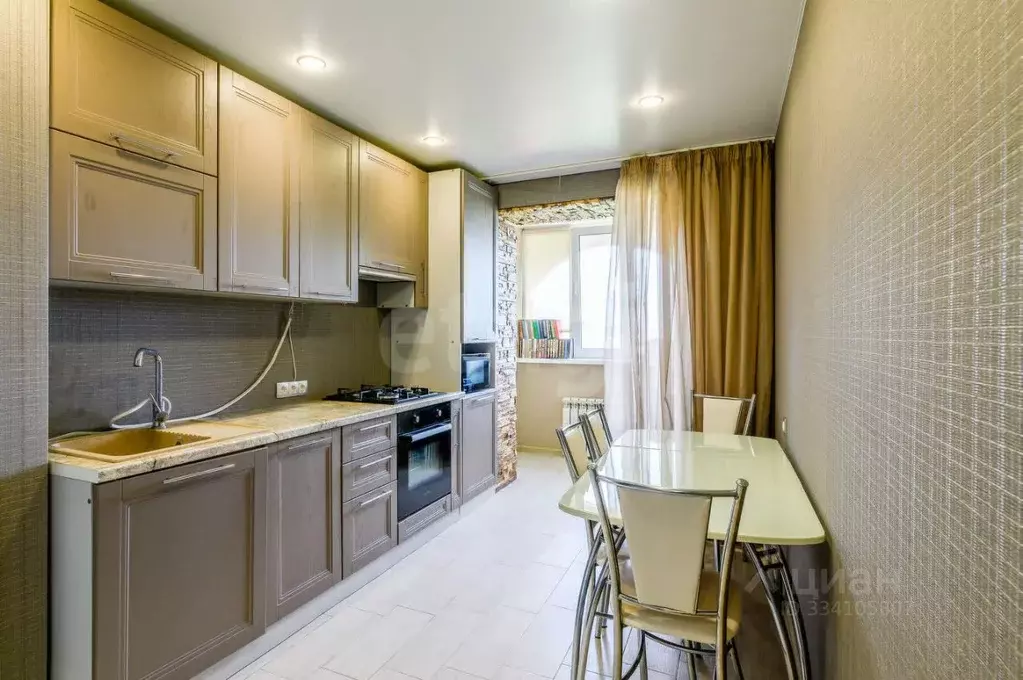 3-к кв. Татарстан, Казань ул. Хайдара Бигичева, 33 (72.8 м) - Фото 1