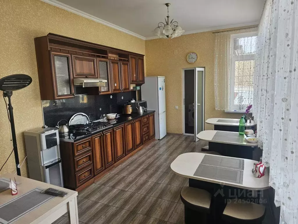 Дом в Ставропольский край, Кисловодск Пикетный пер., 24А (350 м) - Фото 1