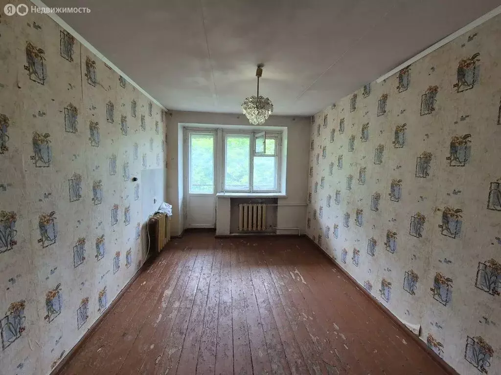 1-комнатная квартира: Углич, улица Старостина, 9 (29.5 м) - Фото 0