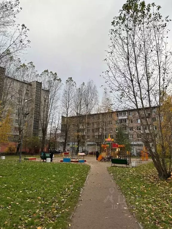 Комната Санкт-Петербург Народная ул., 11 (27.4 м) - Фото 1