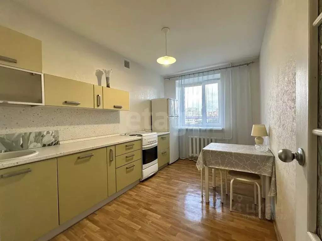 1-к кв. Тюменская область, Тюмень Харьковская ул., 59к3 (36.7 м) - Фото 1