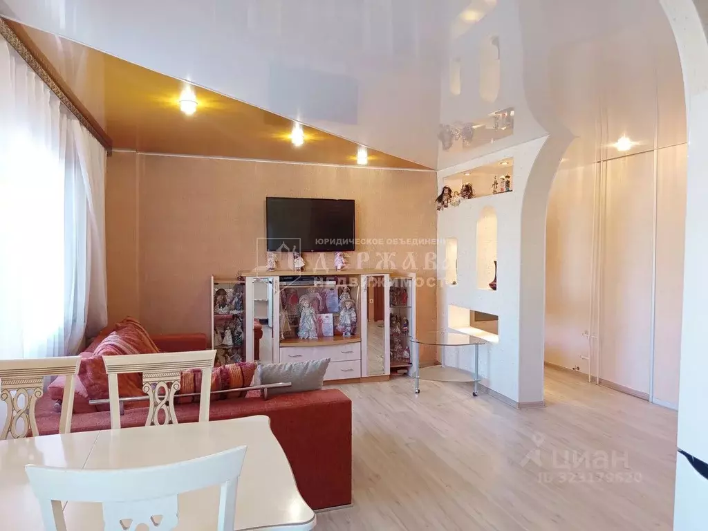 3-к кв. Кемеровская область, Ленинск-Кузнецкий ул. Лесной городок, 13 ... - Фото 1