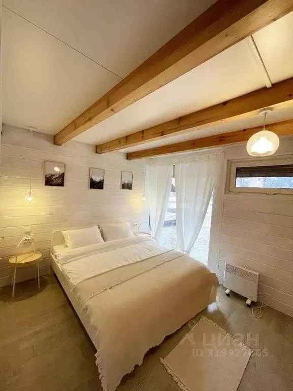 Дом в Алтай, Чемальский район Чемальский тракт, 12-й км (90 м) - Фото 1