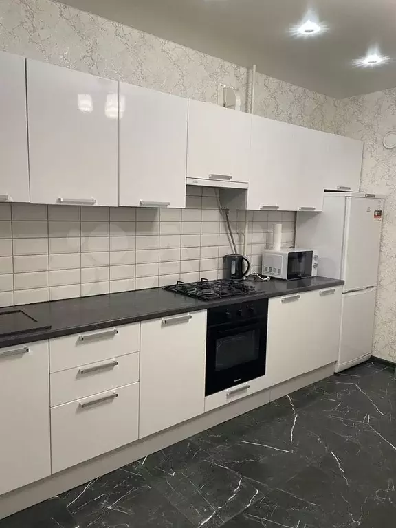 1-к. квартира, 38 м, 3/9 эт. - Фото 0